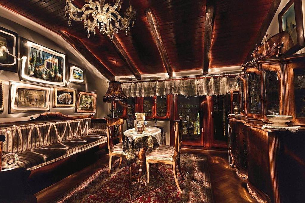 Royal Antique Apartment สปลิท ภายนอก รูปภาพ