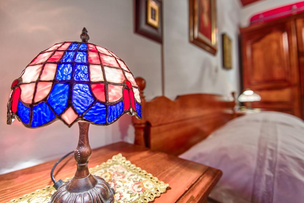 Royal Antique Apartment สปลิท ภายนอก รูปภาพ